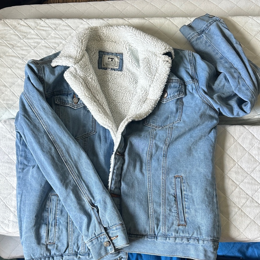Men's Blue Denim Jacket with Sherpa Lining
